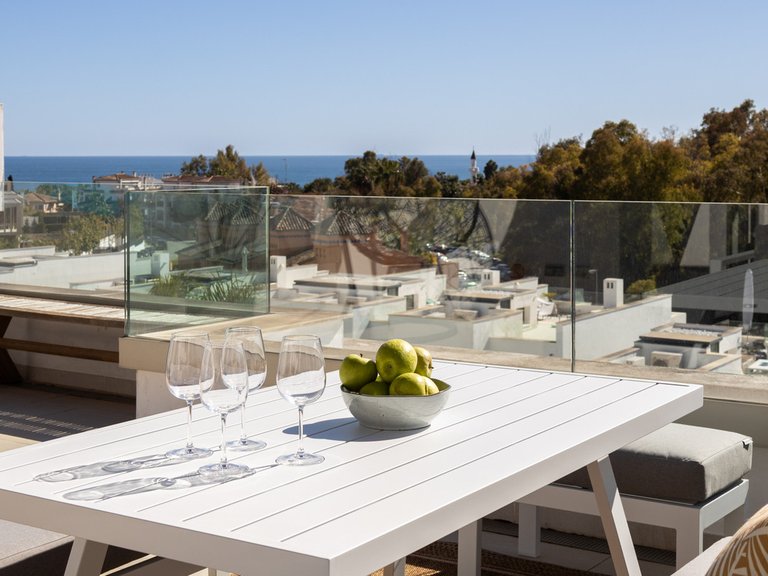 Villa for Sale in The Golden Mile, Malaga 22