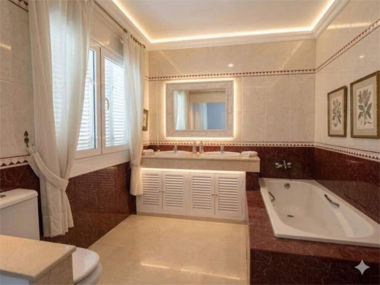 Villa for Sale in Las Brisas, Malaga 6