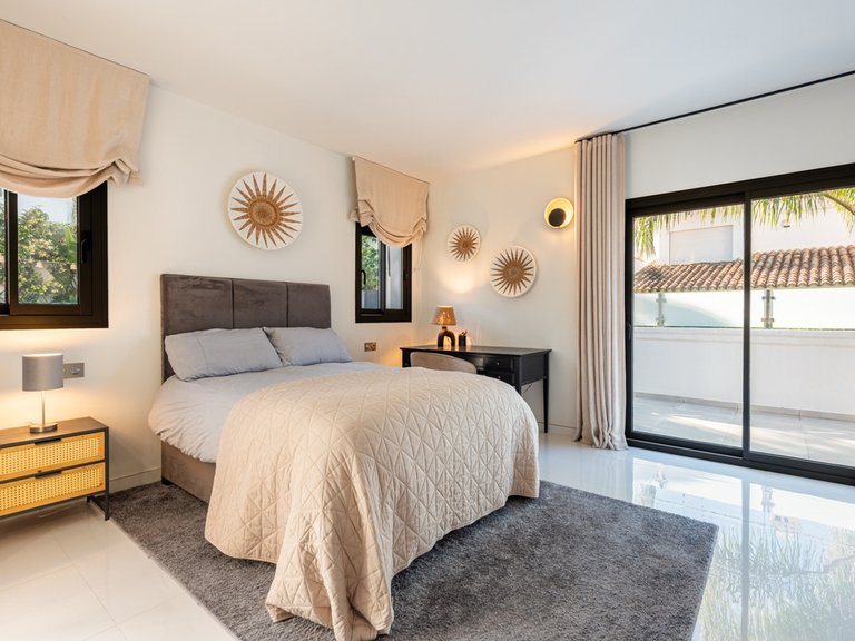 Villa for Sale in La Cala Golf, Malaga 18