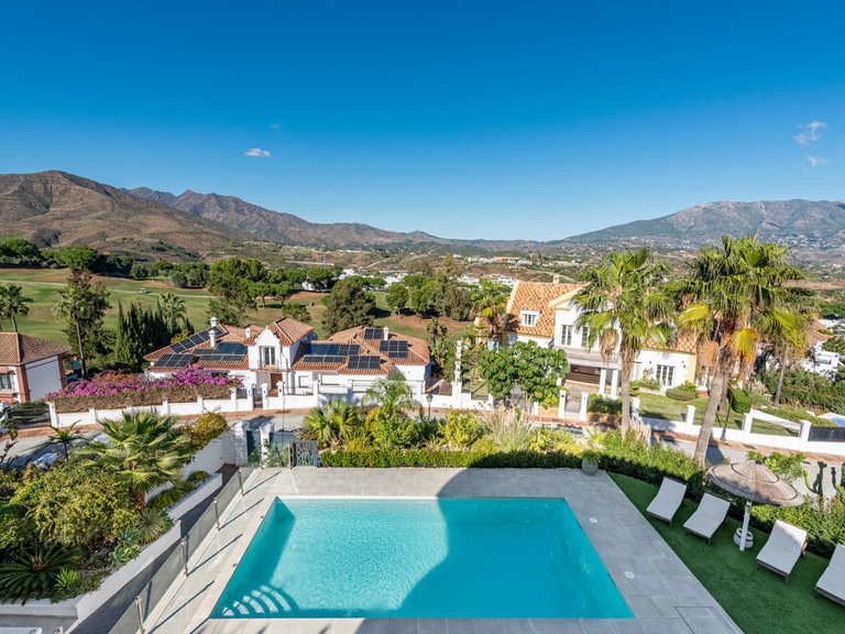 Villa for Sale in La Cala Golf, Malaga 36