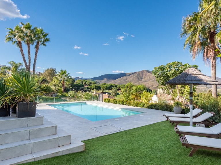 Villa for Sale in La Cala Golf, Malaga 37
