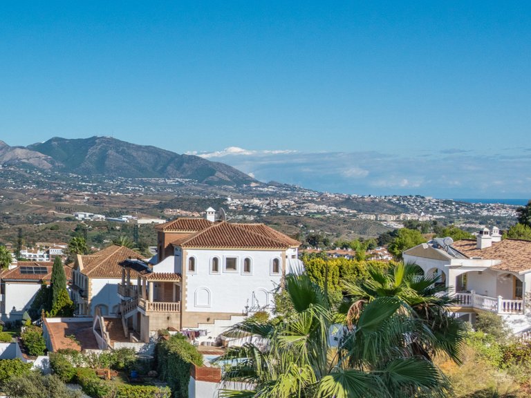 Villa for Sale in La Cala Golf, Malaga 58