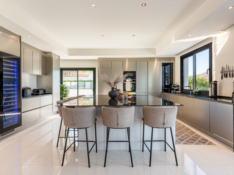 Villa for Sale in La Cala Golf, Malaga 7