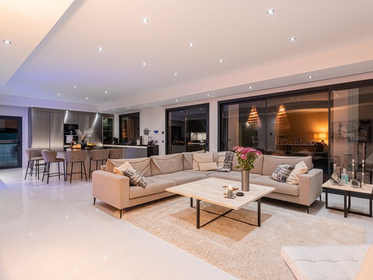 Villa for Sale in La Cala Golf, Malaga 9