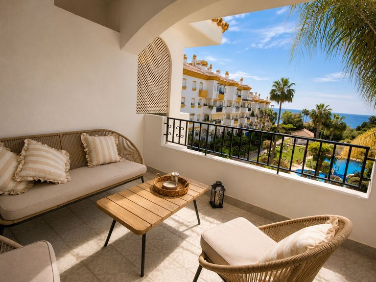 Apartment for Sale in The Golden Mile, Malaga 10