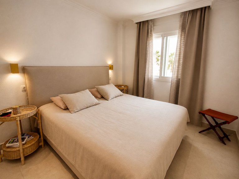 Apartment for Sale in The Golden Mile, Malaga 14
