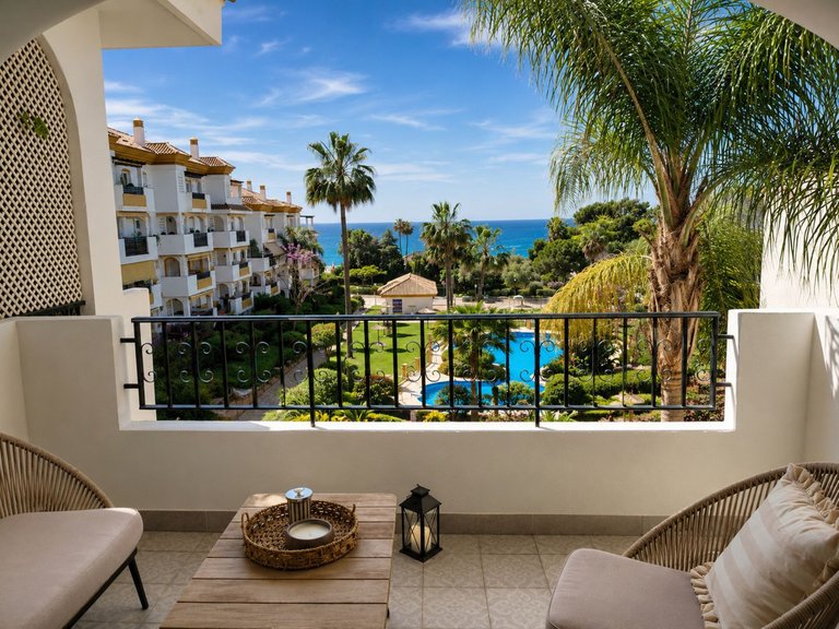 Apartment for Sale in The Golden Mile, Malaga 5