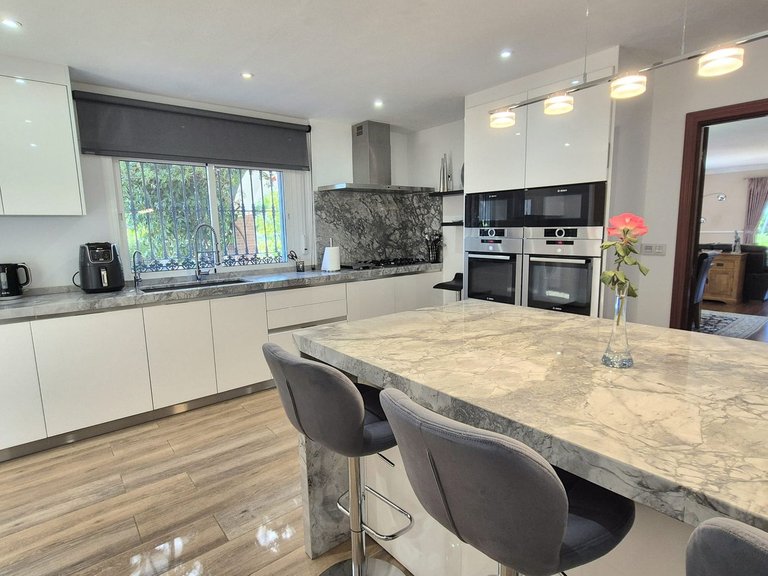 Villa for Sale in Coín, Malaga 12