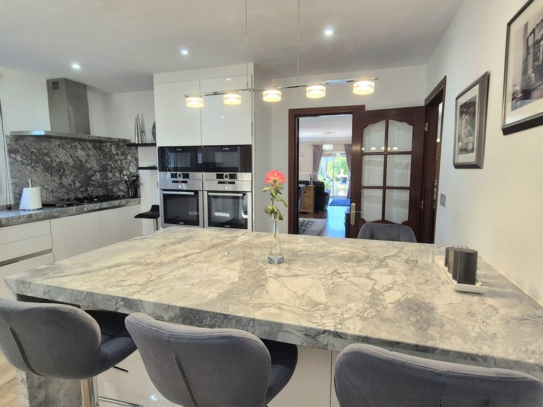 Villa for Sale in Coín, Malaga 14