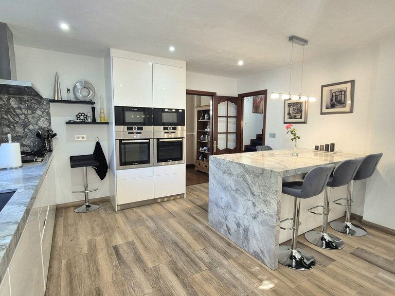 Villa for Sale in Coín, Malaga 16
