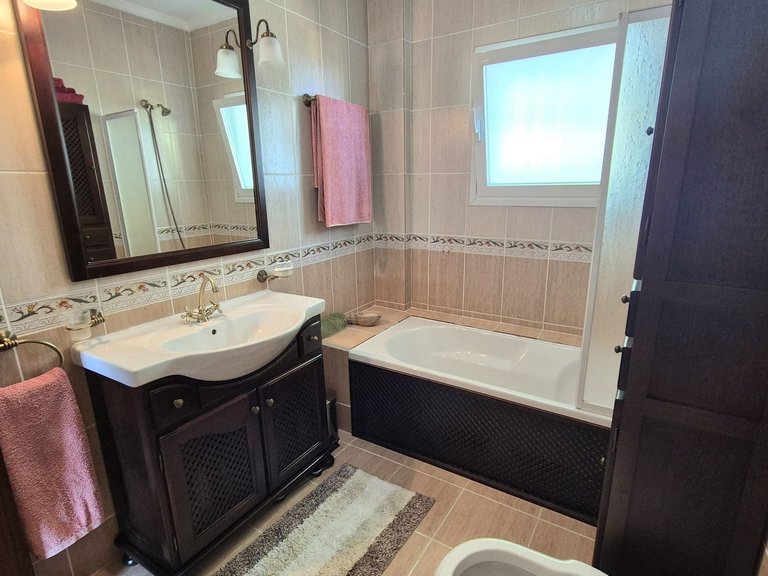 Villa for Sale in Coín, Malaga 33