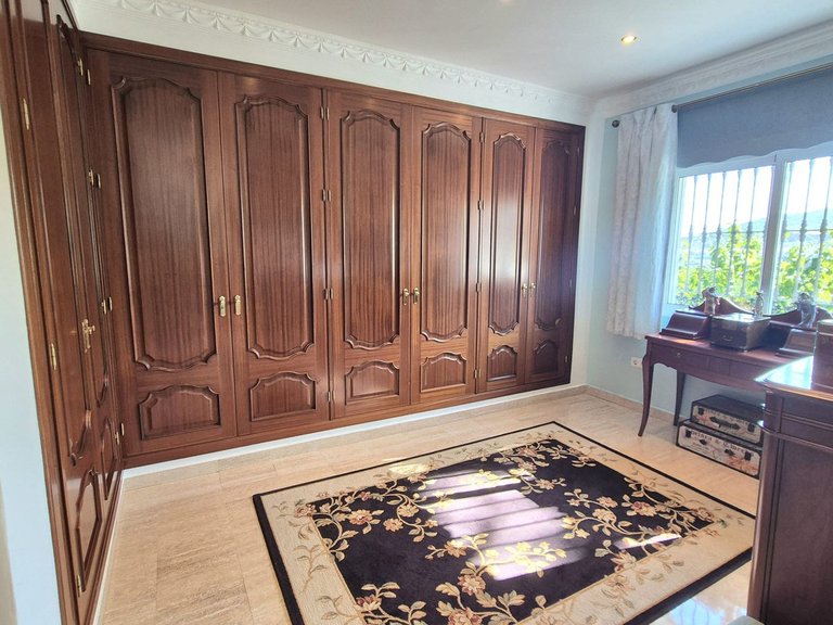 Villa for Sale in Coín, Malaga 35