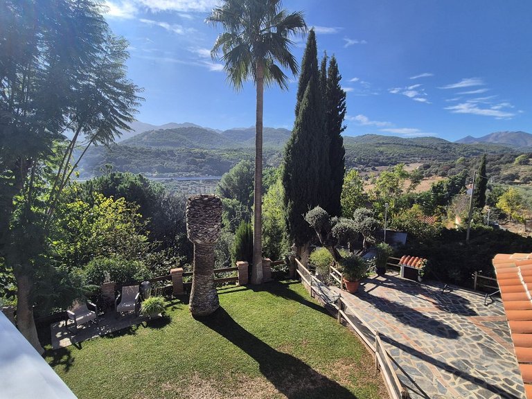 Villa for Sale in Coín, Malaga 41