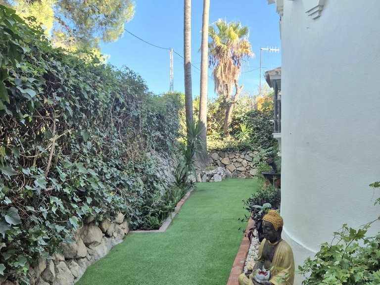 Villa for Sale in Coín, Malaga 42
