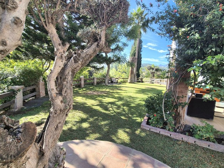 Villa for Sale in Coín, Malaga 46