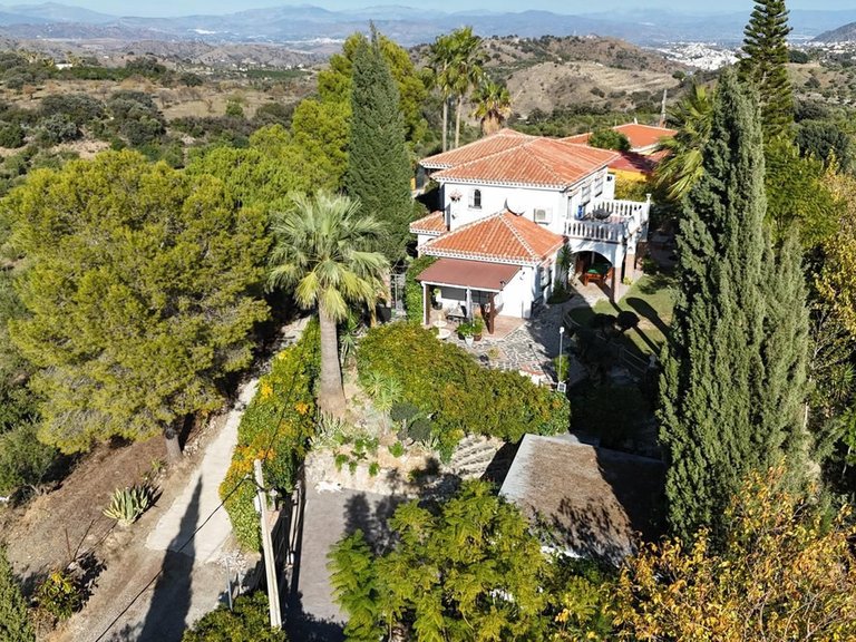 Villa for Sale in Coín, Malaga 65