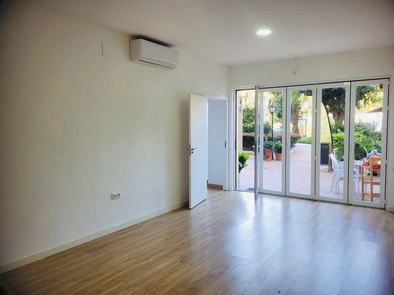 Commercial for Sale in Marbesa, Malaga 2