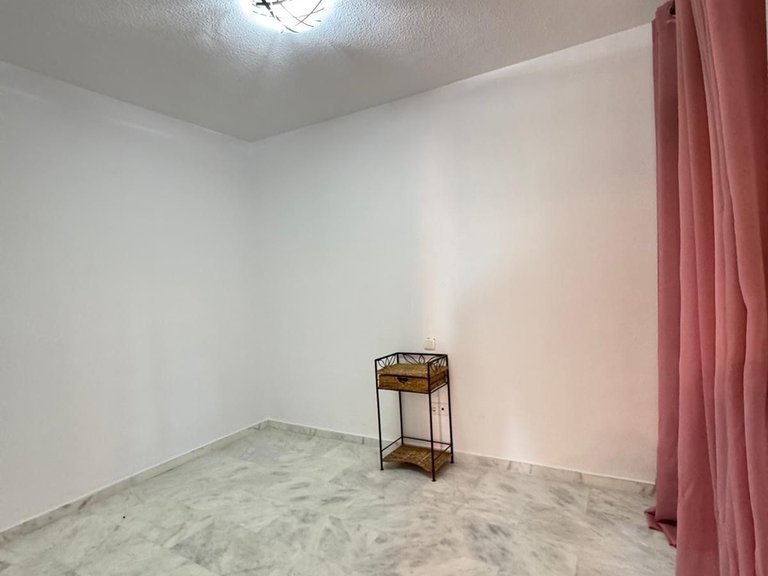 Apartment for Sale in Las Chapas, Malaga 5