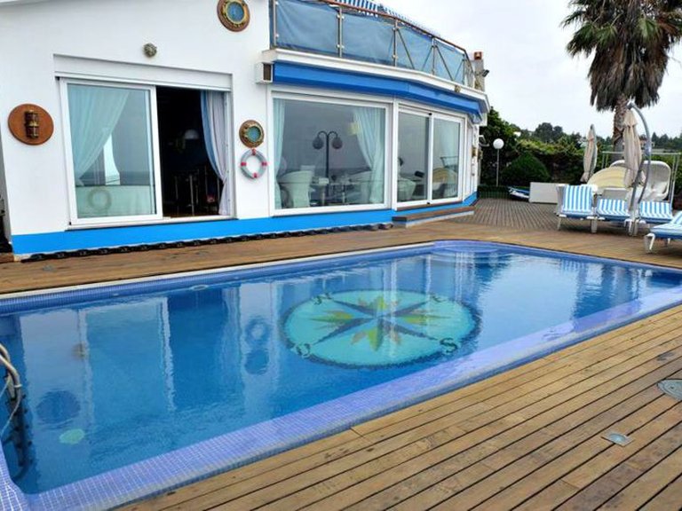 Villa for Sale in La Cala De Mijas, Malaga 2