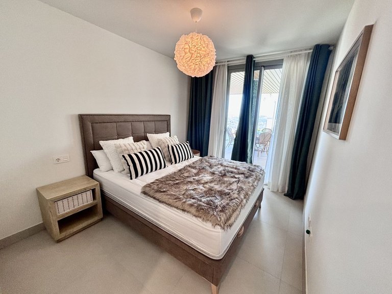 Apartment for Sale in Calanova Golf, Malaga 12