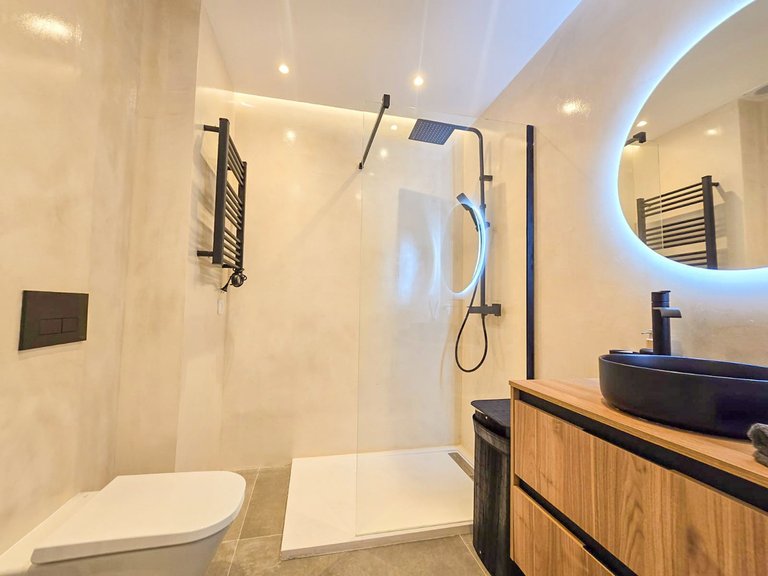 Apartment for Sale in San Pedro De Alcántara, Malaga 32