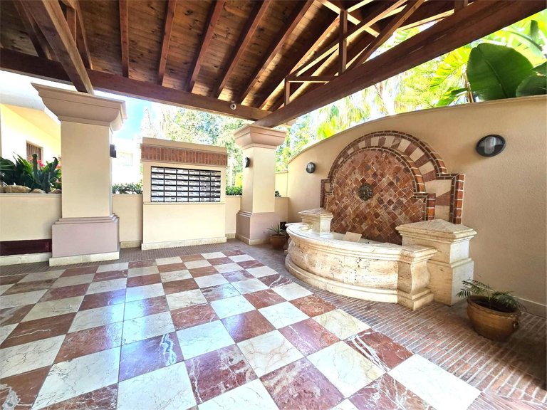 Apartment for Sale in San Pedro De Alcántara, Malaga 42