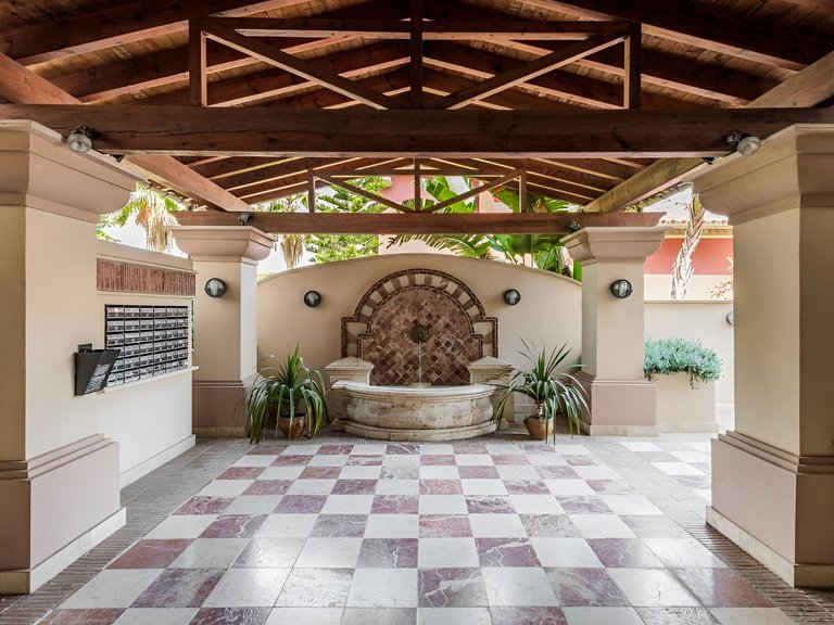 Apartment for Sale in San Pedro De Alcántara, Malaga 43