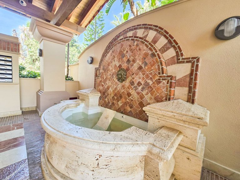 Apartment for Sale in San Pedro De Alcántara, Malaga 44