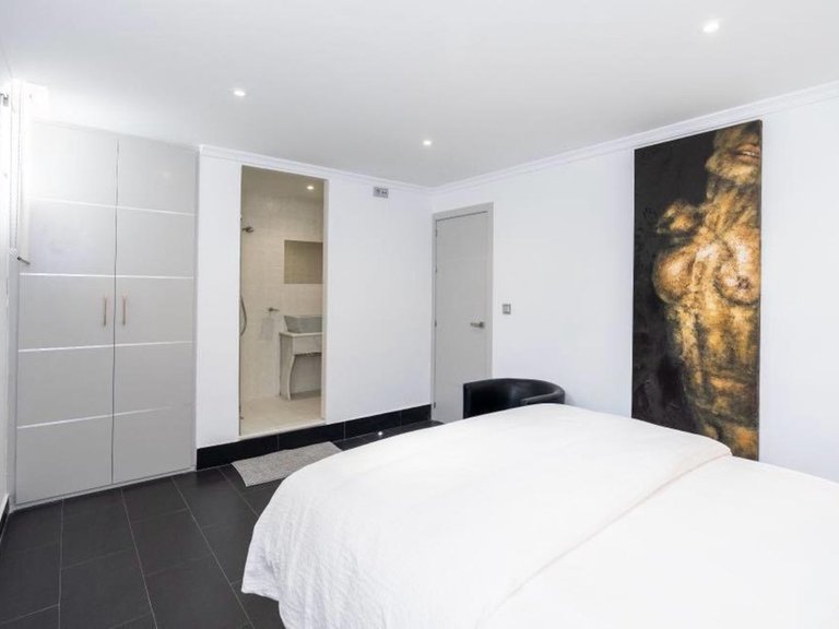 Villa for Sale in Marbella, Malaga 14