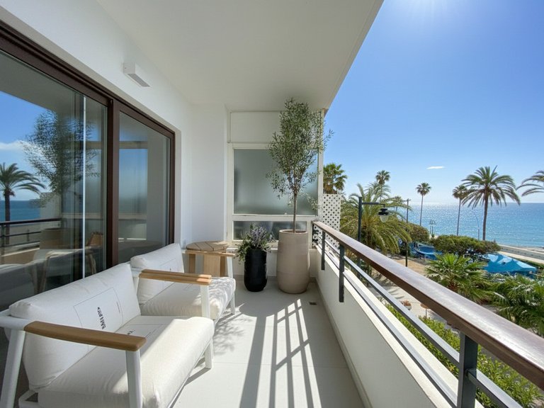 Apartment for Sale in Estepona, Malaga 1