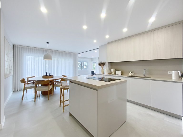 Apartment for Sale in Estepona, Malaga 5