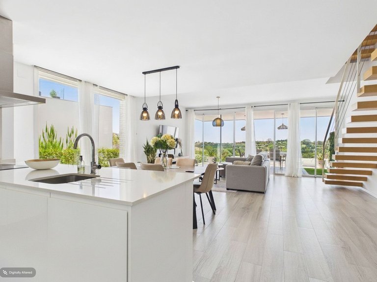 Villa for Sale in Cancelada, Malaga 1