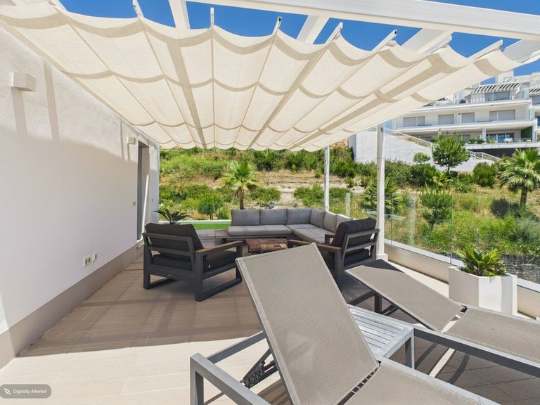 Villa for Sale in Cancelada, Malaga 32