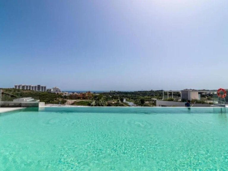 Villa for Sale in Cancelada, Malaga 38