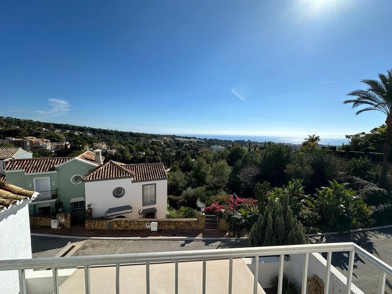Villa for Sale in The Golden Mile, Malaga 21