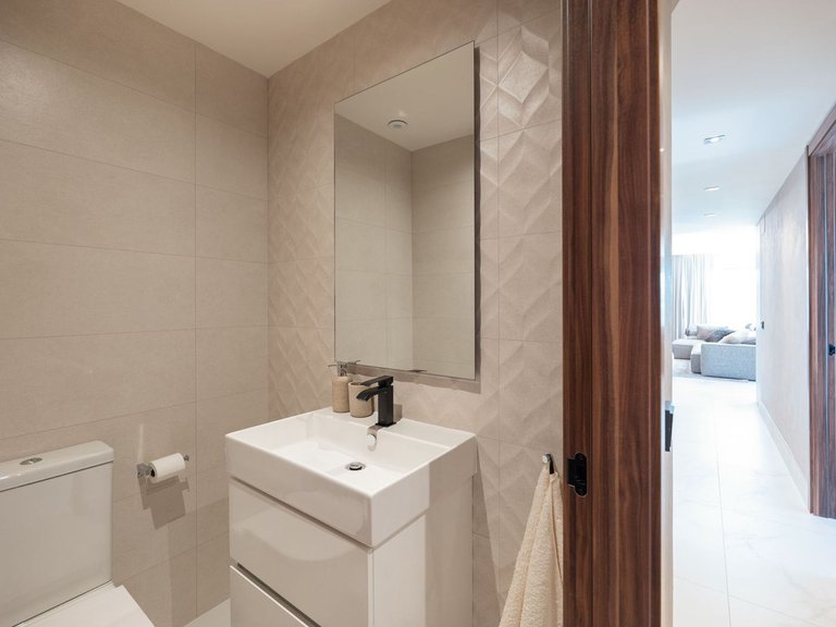 Apartment for Sale in San Pedro De Alcántara, Malaga 16