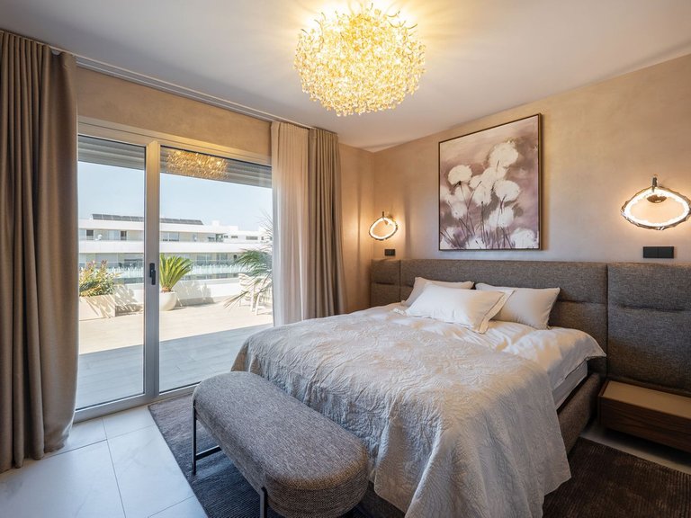 Apartment for Sale in San Pedro De Alcántara, Malaga 17