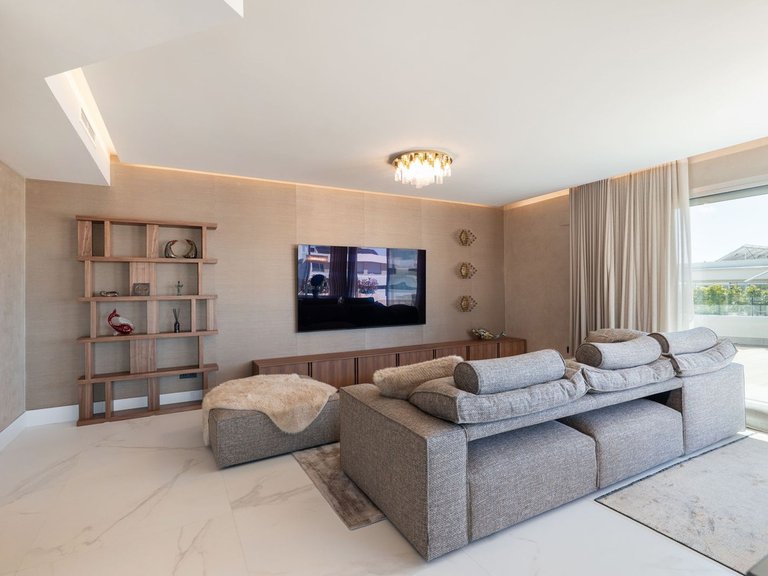 Apartment for Sale in San Pedro De Alcántara, Malaga 2