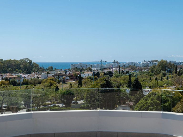 Apartment for Sale in San Pedro De Alcántara, Malaga 21