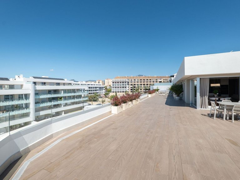 Apartment for Sale in San Pedro De Alcántara, Malaga 7