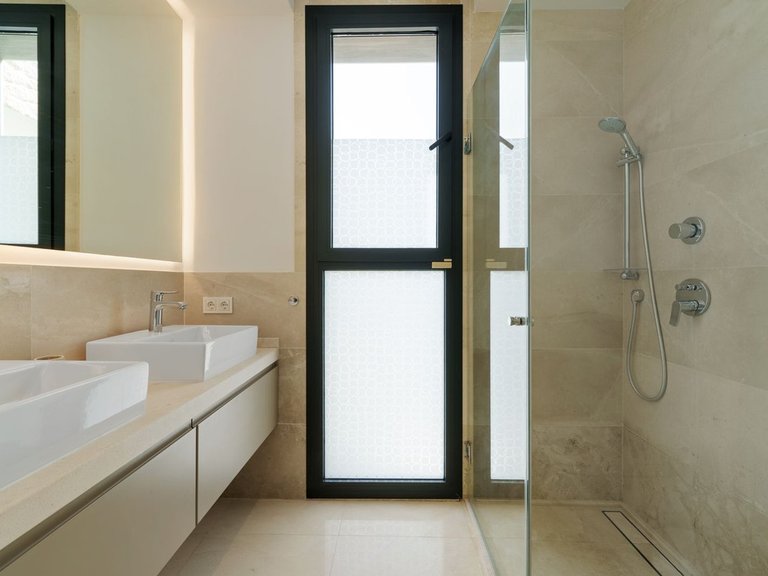 Villa for Sale in Nueva Andalucía, Malaga 42