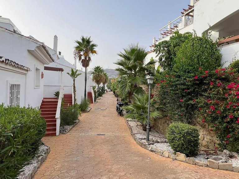 Apartment for Sale in Nueva Andalucía, Malaga 11