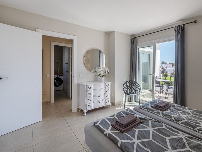 Villa for Sale in Miraflores, Malaga 15