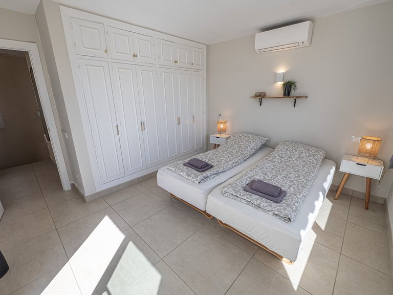 Villa for Sale in Miraflores, Malaga 16