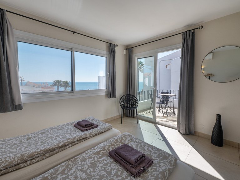 Villa for Sale in Miraflores, Malaga 17