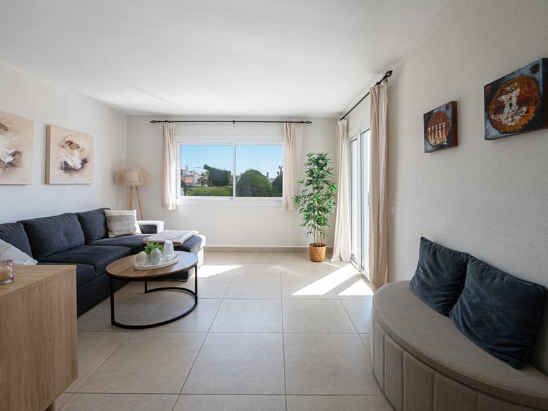 Villa for Sale in Miraflores, Malaga 5