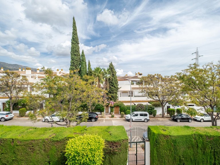 Apartment for Sale in The Golden Mile, Malaga 18