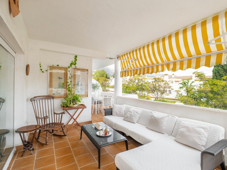 Apartment for Sale in The Golden Mile, Malaga 3