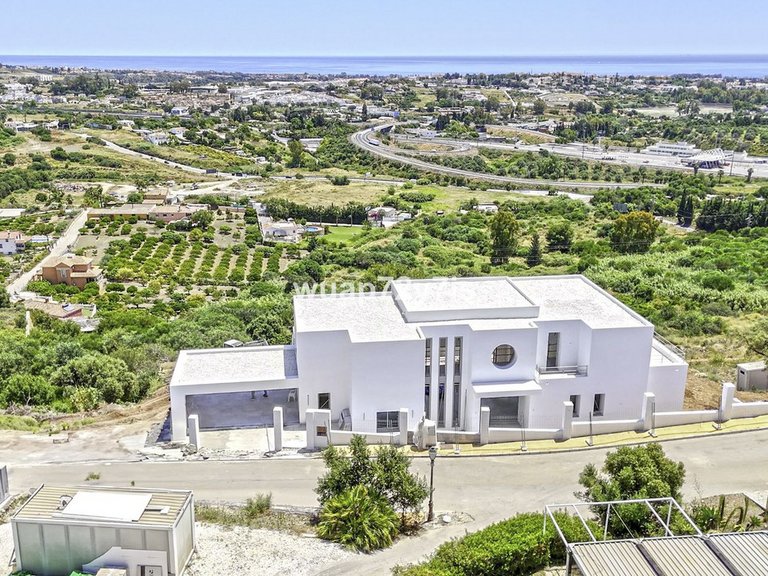 Villa for Sale in Benahavís, Malaga 3