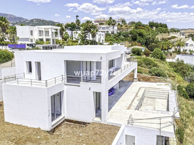 Villa for Sale in Benahavís, Malaga 5